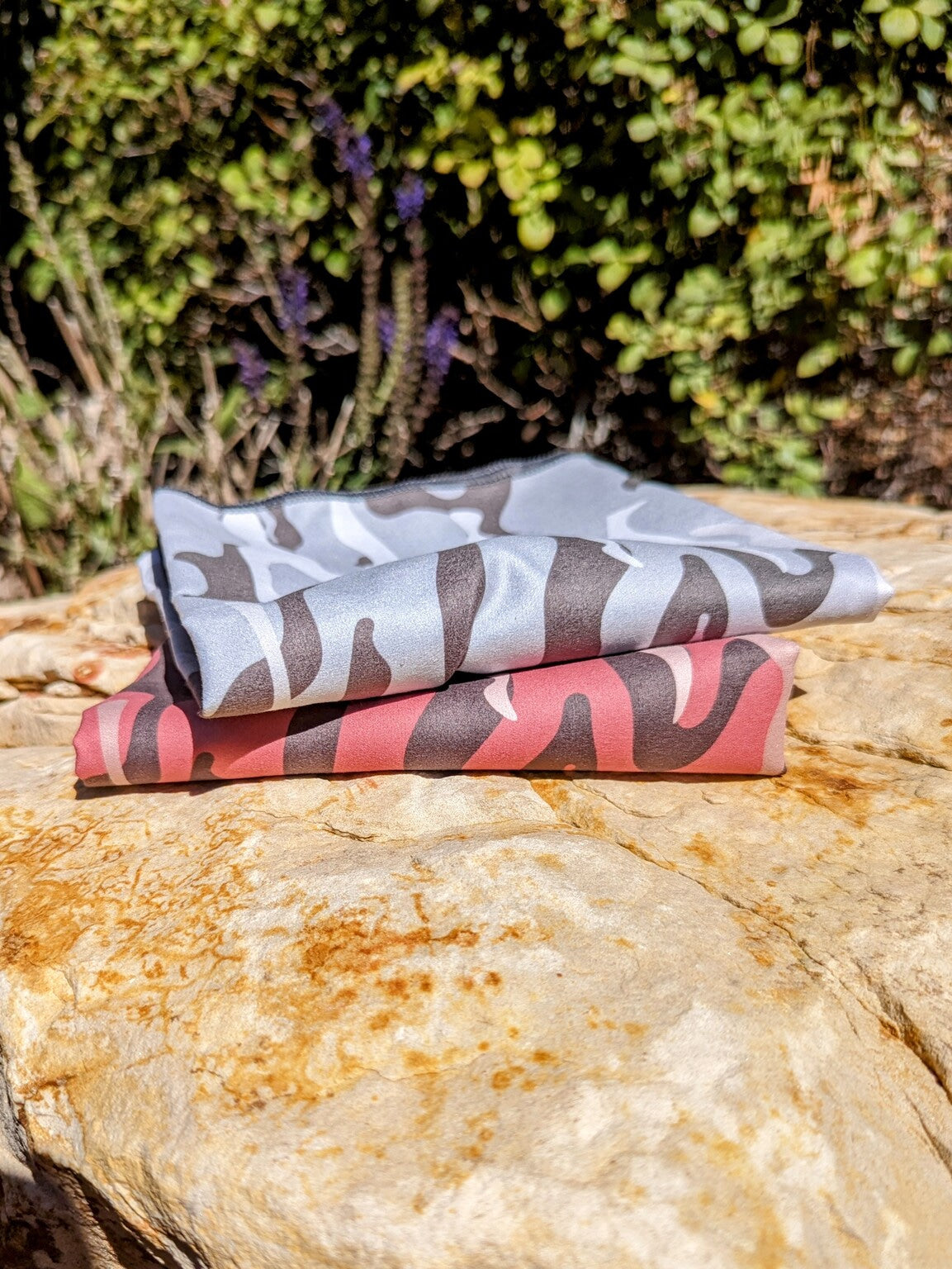 The ONDA Fit Dusty Pink Camo